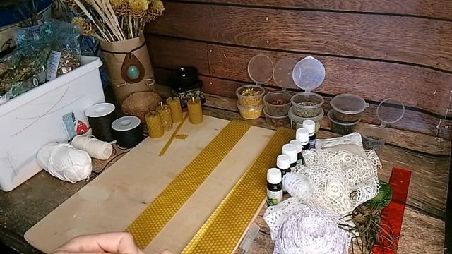 Свечи из медовой вощины