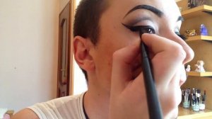 Illamasqua Make Up Tutorial - Cat Eye with Rhinestones