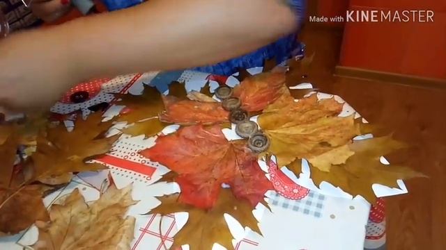 ДЕЛАЕМ БАБОЧКУ ИЗ ЛИСТЬЕВ! СУПЕРСКАЯ ПОДЕЛКА В ДЕТСКИЙ САД, ШКОЛУ! ТЕМА ОСЕНЬ! смотреть онлайн