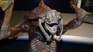 Toy Hunt! 2004 Toycom Hydralisk Zerg Warrior Strain from Starcraft 1, Series 1!