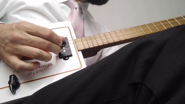 Fred McDowell: "Where Could I Go ?" (Cigar Box Guitar). смотреть онлайн