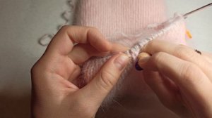 Шапка спицами из пуха норки с двойным отворотом и макушкой "луковка"