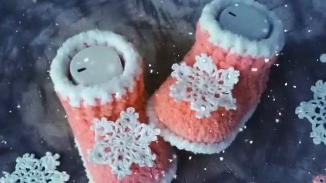 Пинетки для малышей к Новому Году и не только.