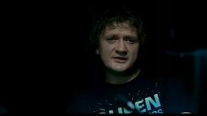 Андрей Заблудовский и Алексей Мурашов (бит-квартет Секрет) в эпизоде комедии "Счастливый конец"