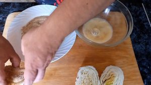 Стейк из пекинской капусты в панировочных сухарях  на сливочном масле