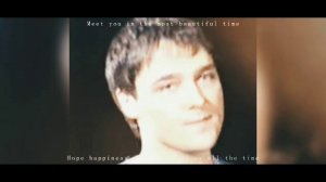 Рядом с ней.