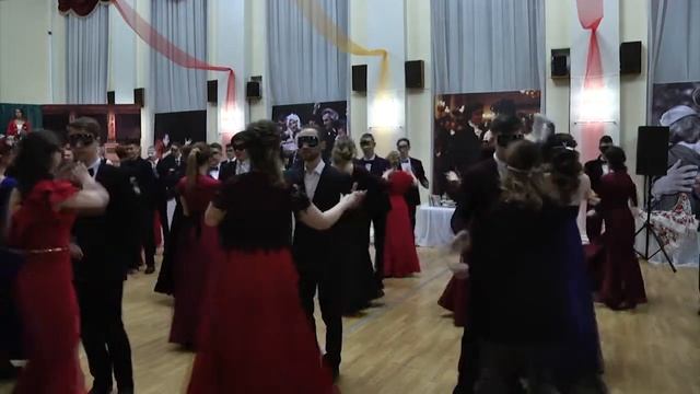 Областной студенческий бал 2018 | Киров | Кировский ГМУ смотреть онлайн