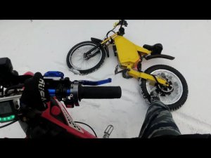 покатушки zuum deller в непогоду перевал Дятлова Красноярск