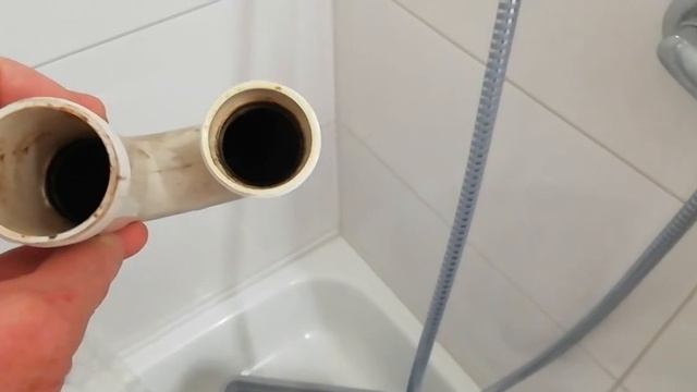 Разобрал сифон на кухне. До этого залил 2 литра кококолы. По моему мнению - бесполезно. смотреть онлайн