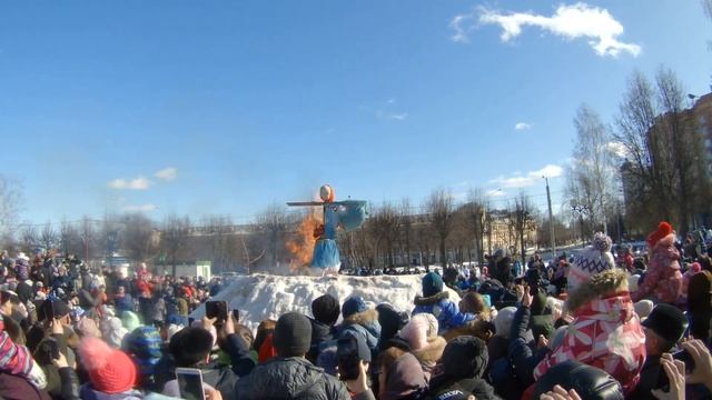 Йошкар-Ола.Масленица.Сожжение чучела.