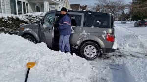 Honda Element and Honda Pilot in 2015 snow fall