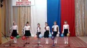 Дети поют патриотическую песню Солнечный круг