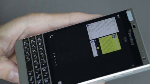 Обзор BlackBerry Passport Silver Edition