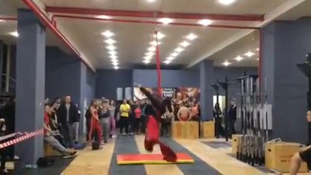 Соревнования по кроссфиту в Самаре, aerial silks смотреть онлайн