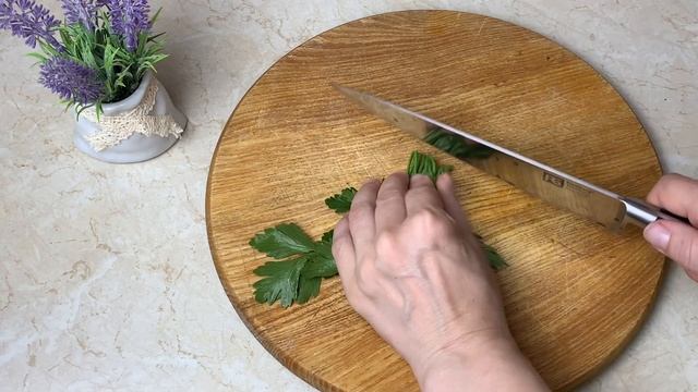 ВКУСНЕЙШАЯ НАМАЗКА НА ХЛЕБ из баклажанов! Простой Завтрак или перекус! Баклажаны Улетают на Ура