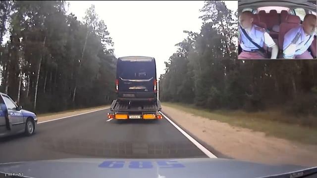Еще одно видео преследования пьяного водителя-дальнобойщика (регистратор другого автомобиля) смотреть онлайн
