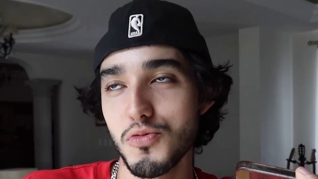 FINGÍ ENCONTRAR UN iPHONE 13 PARA VER CUANTOS MENTIROSOS LO RECLAMAN смотреть онлайн