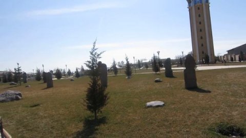 Тараз (Джамбул) Прогулка у Торгового центра MART и по центру ДРЕВНИЙ ТАРАЗ