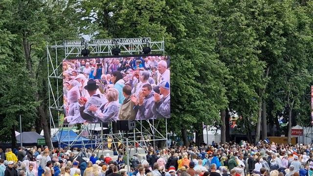 Эстония.Таллинн.Певческий праздник песни и танца 2023 Püha on maa.Laulupidu.Сильная гроза и ливень