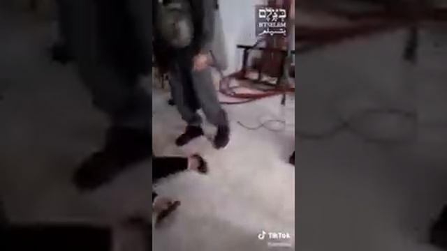 OLD LADY KICK OUT OF HER HOUSE IN SHEIKH JARRAH BY IDF