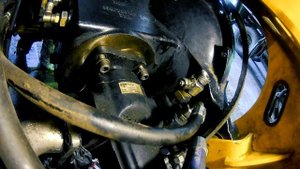 JCB 535-95 Установка гидронасоса