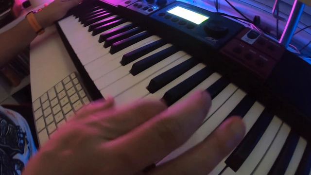 Casio CT-S1000V | James Parades смотреть онлайн