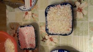 Легкий салат "Мимоза" с крабовыми палочками.