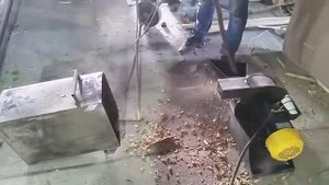 Садовый измельчитель Садовник250