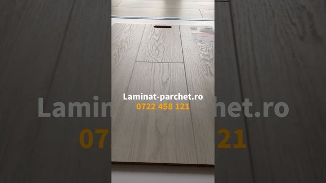 Parchet laminat Egger Stejar Soria alb EPL177