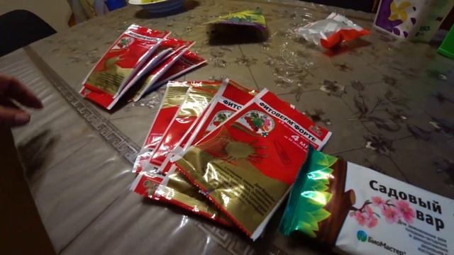 150. Дачный блог 11.11.2022г. Съездила в садовый центр, удобряю почву. смотреть онлайн