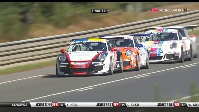 EPIC 4 WAY PORSCHE BATTLE FOR THE WIN AT LE MANS...! смотреть онлайн