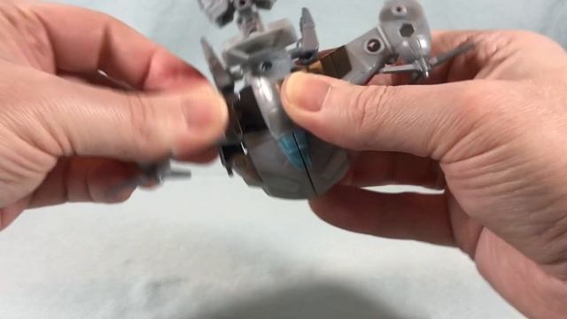 Deluxe Class Megatron Review - Transformers Earthspark смотреть онлайн