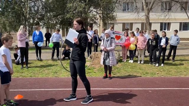 Физическая культура и спорт-альтернатива пагубным привычкам. МБОУ «Сакская СШ 1» смотреть онлайн