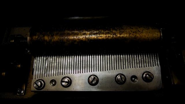 Музыкальная шкатулка, принцип работы. смотреть онлайн