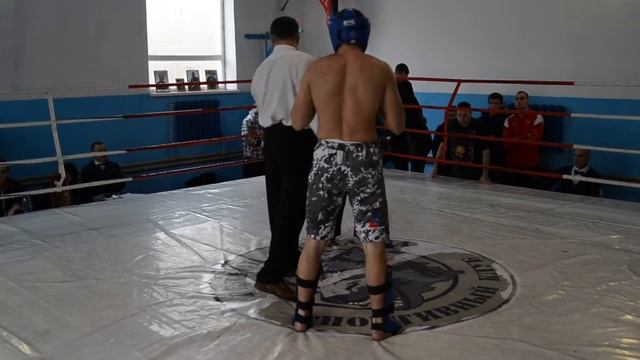 Колесников Игорь (19-40 лет) 71 кг 1 бой. Чемпионат ДНР по Кикбоксингу