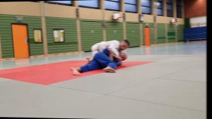 Judo/Counters and Combinations/Контрприём против броска через спину