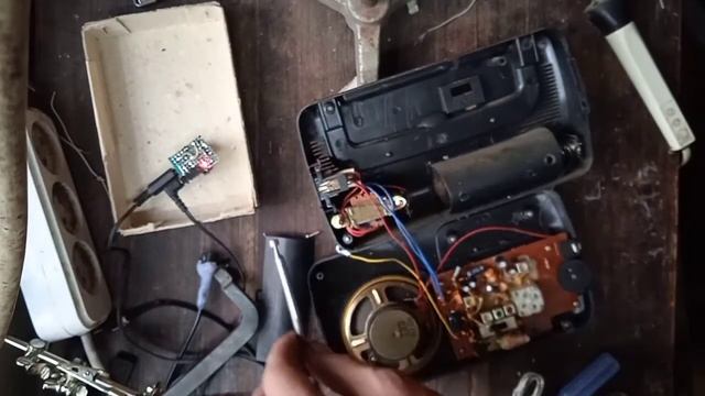 Ремонт Приймача KIPO Неловить Радіохвилі смотреть онлайн