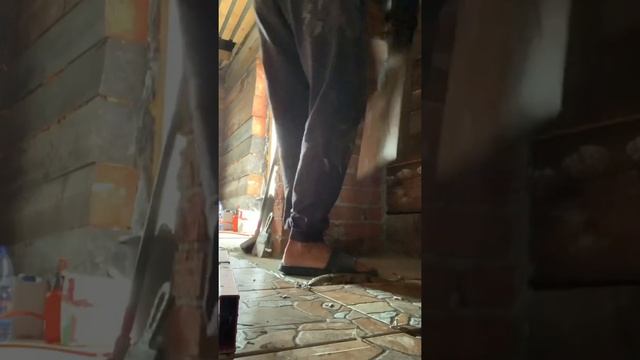 Укладка керамической плитки на пол в бане! смотреть онлайн