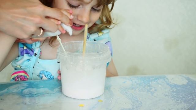 ЧТО ВНУТРИ СЛАЙМ ЮНИКОРН БОКСА ИЗ АМЕРИКИ? ЛИЗУН ЕДИНОРОГ ИЗ СЛУЧАЙНЫХ ИНГРЕДИЕНТОВ смотреть онлайн