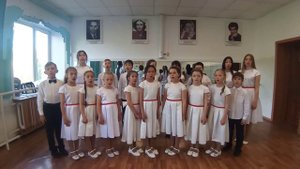 Русская народная песня в обработке Л. Жуковой "На горе-то калина".
