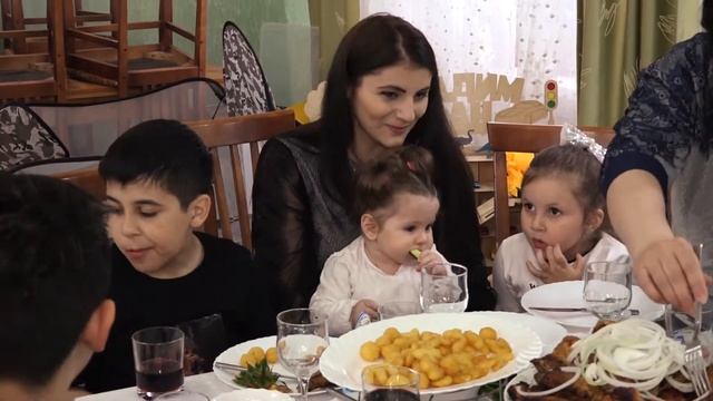 Первый зубик Арама 04 06 20 fullHD MP4 h 264 25p смотреть онлайн