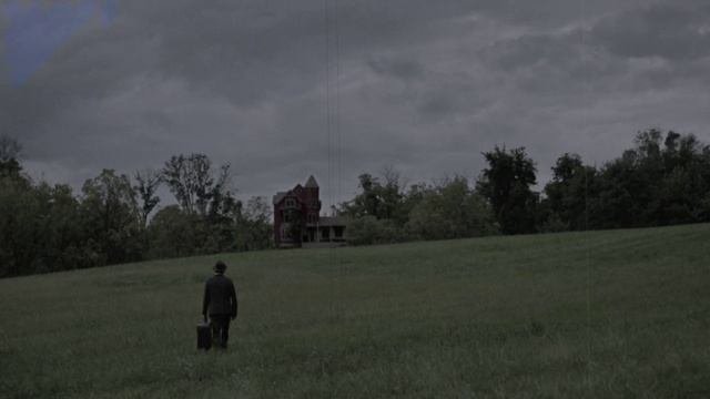 Земляничный особняк (2021)