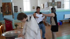 Крещение младенца Алексея в Храме преп. Серафима Саровского в с. Труновском.