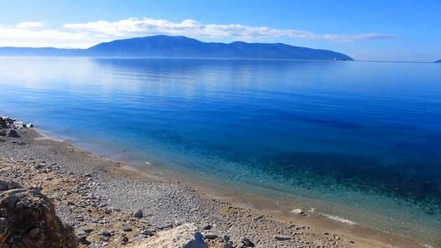 Зимнее море Албании