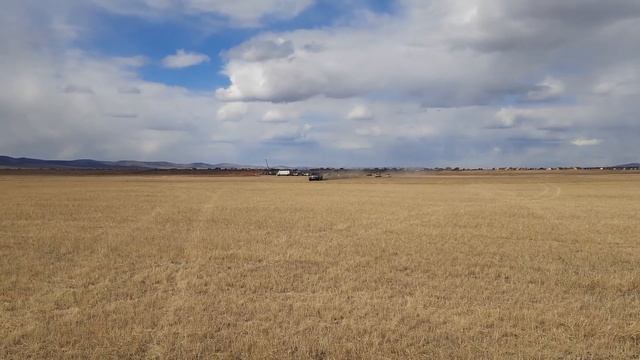 Драг рейсинг по полю)) Lexus LX470, Toyota Carib,Toyota Fielder смотреть онлайн