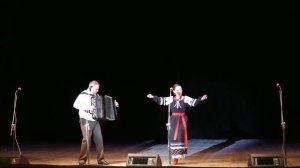 Частушки с переплясом,поет Елена Курбанова