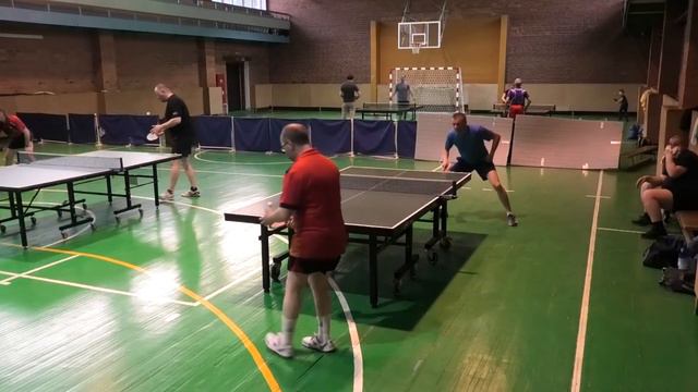матч 13 Краснов М. - Чирков А. игра в настольный теннис на переходы "лесенка" Великие Луки 12.05 смотреть онлайн
