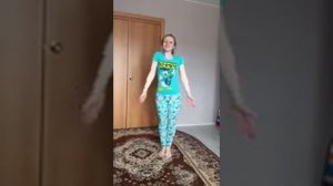 Зарядка "Часики идут"