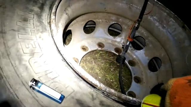 Как накачать колесо при помощи газа.#Взрыв колеса. смотреть онлайн
