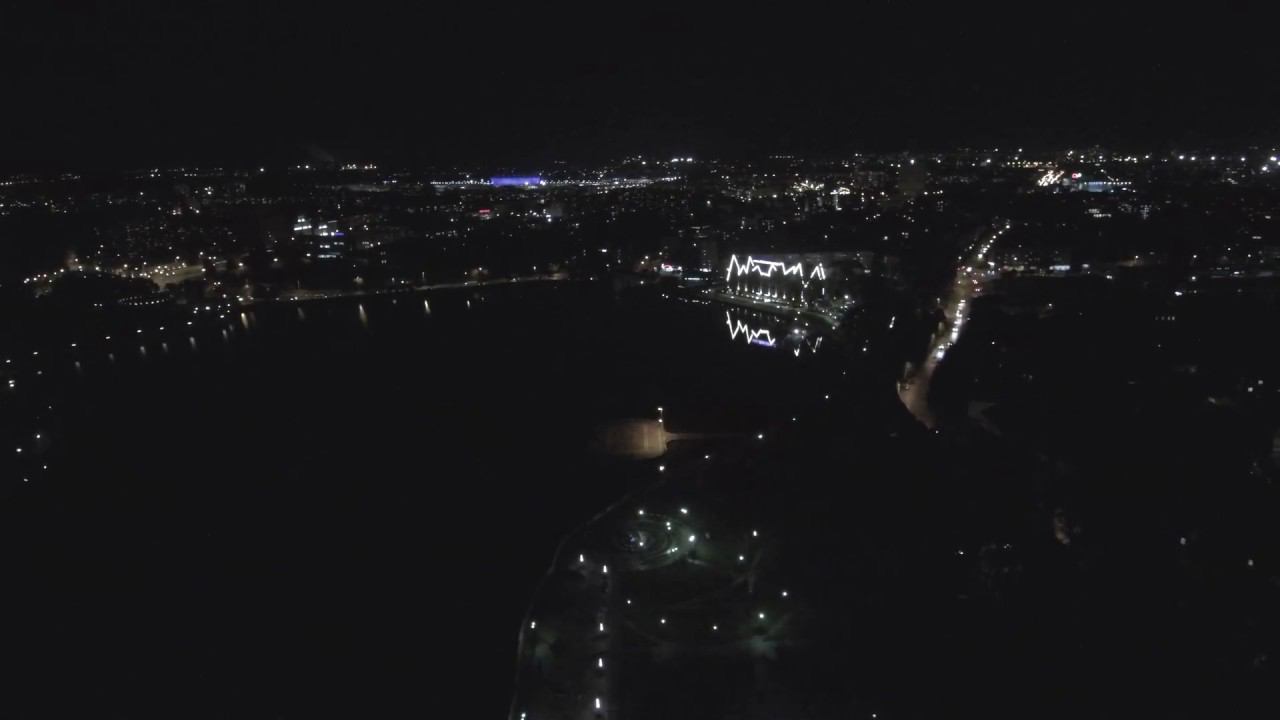 Верхнее озеро, аэросъемка в ночное время, Калининград смотреть онлайн